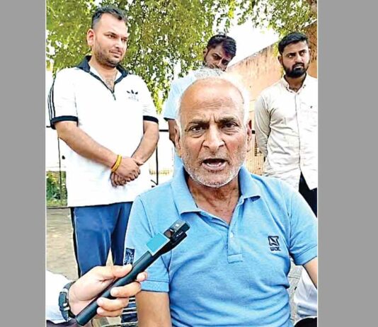 Road Accident: कार की टक्कर से बाइक सवार की मौत, डोमिनोज पिज्जा में नौकरी करता था मृतक Sirsa News