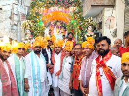 गाजे बाजे के साथ निकाली गई महाराजा अग्रसेन की शोभायात्रा Firozabad News