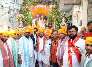 गाजे बाजे के साथ निकाली गई महाराजा अग्रसेन की शोभायात्रा Firozabad News