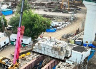 Gujarat Bullet Train Bridge Collapse: गुजरात में निमार्णाधीन पुल ढहा, मजदूर दबे Gujarat News