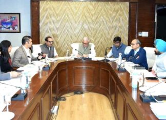 प्रत्येक सरकारी कार्यालय में आमजन की सुनवाई सुनिश्चित करें अधिकारी: जोशी Gurugram News