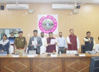 अब 26 नवंबर राष्ट्रीय संविधान दिवस के रूप में बना रहा है पहचान: नर्रेंद्र कश्यप Mainpuri