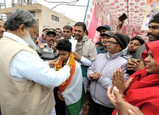 Anil Vij: परिवहन मंत्री विज ने सान्या की मैराथन को सराहा Ambala News