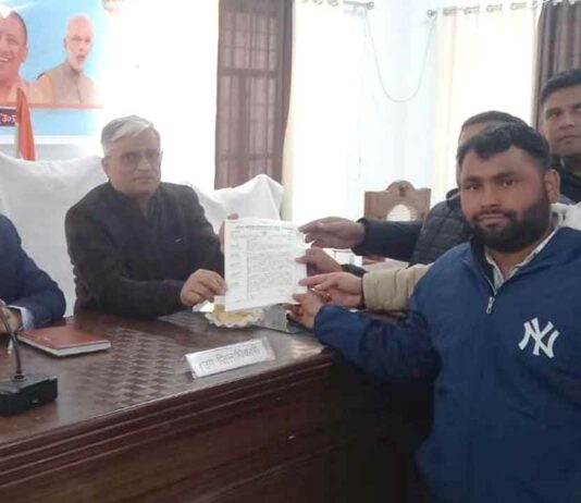 लेखपाल मनीष कश्यप अपहरण व हत्याकांड की सीबीआई जांच की मांग Kairana News