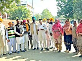 डिपो होल्डर के पक्ष में उतरे ग्रामीण Sirsa News