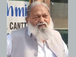 नायब सैनी जब से सीएम बने हैं, तब से उड़न खटोले पर है: विज Rohtak News