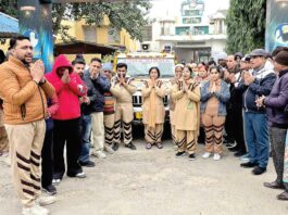 Body Donation: सरसा की राज रानी इन्सां को साध-संगत ने पुष्पवर्षा कर दी अंतिम विदाई Sirsa News