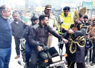 Gurugram: गुुरुग्राम में आया ‘यमराज’! दे गया अपना जीवन बचाने की सलाह! Gurugram News