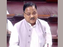 कांग्रेस के राष्ट्रीय अध्यक्ष खरगे का सदन में दिया बयान अक्षम्य, उनका बयान सपा सांसद सुमन को संरक्षण देने वाला:- डॉ राधा मोहन दास अग्रवाल Jaipur News