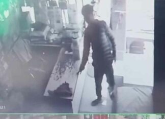 Theft at Grocery Store: किरयाना की दुकान से 15 हजार चोरी, सीसीटीवी में कैद हुई वारदात Jind News
