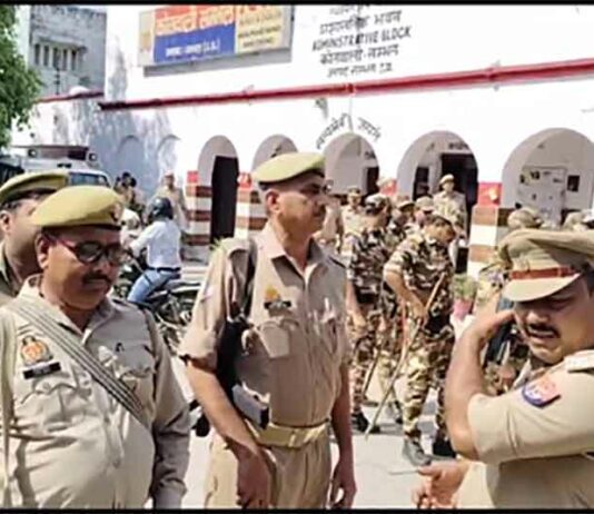 Sambhal: संभल में जामा मस्जिद कमेटी के एडवोकेट हिरासत में, इलाका छावनी में तब्दील Sambhal News