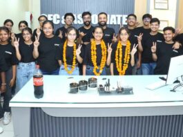 RBSE 12th Result 2025: 12वीं में अव्वल रही बेटियों का किया अभिनंदन Hanumangarh News