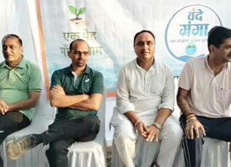 जिला कलक्टर ने चलाया फावड़ा, एकत्रित किया प्लास्टिक कचरा Hanumangarh News