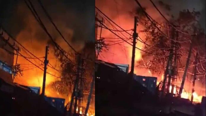 Delhi Fire News