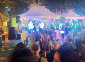 France Street Music Festival: फ़्रांस के स्ट्रीट म्यूज़िक फ़ेस्टिवल में 145 लोगों को किया सिरिंज से छलनी! हमलों से पूरा देश स्तब्ध France Festival News