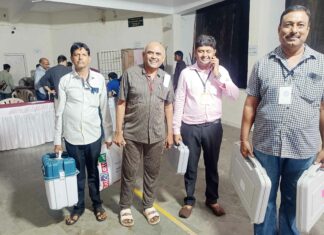 Gujarat Gram Panchayat elections: गुजरात में ग्राम पंचायत चुनाव के लिए मतदान जारी, 25 जून को होगी मतगणना Gujarat Elections