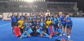 Women's Hockey Team