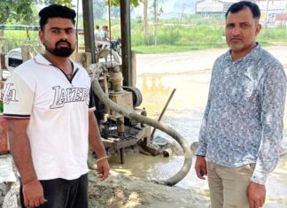 कण्डेला बस स्टैंड पर सरकारी हैंडपंप के बोरवेल का कार्य शुरू Kairana News