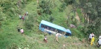 Mandi bus accident