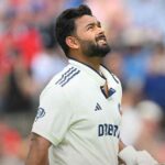 MS Dhoni vs Rishabh Pant