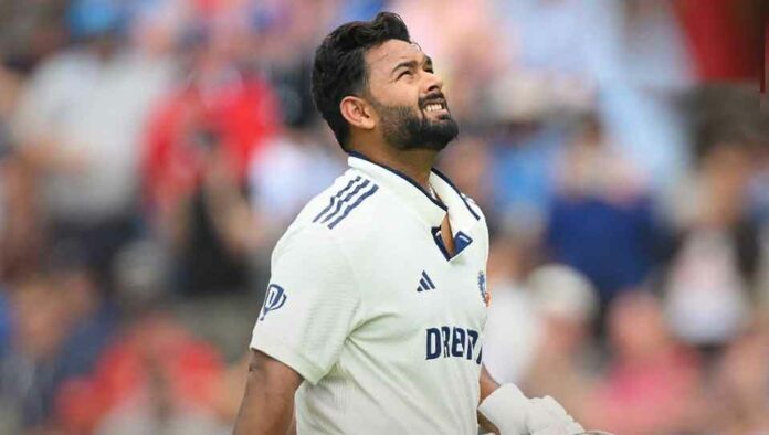 MS Dhoni vs Rishabh Pant