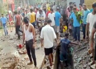 Jharkhand: नाले में बहा दो साल का बच्चा, मौत, निगम पर लापरवाही का आरोप Jharkhand News