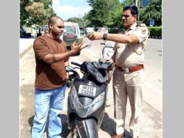 Traffic Challan: स्कूटी के 28 चालान के दो लाख जुर्माना नहीं भरने पर पुलिस ने जब्त की स्कूटी Gurugram News