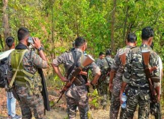 Jharkhand Encounter: पुलिस और सुरक्षा बलों ने ढेर किये तीन नक्सली, दो थे पांच-पांच लाख के इनामी Jharkhand Encounter