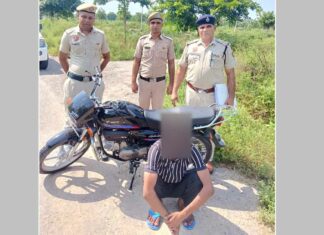 चोरी मामले में एक आरोपी गिरफ्तार, चोरी के पैसों से खरीदी गई मोटरसाइकिल भी बरामद Jind News
