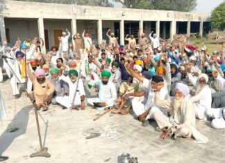 पराली प्रबंधन पर किसानों ने खोला सरकार के खिलाफ मोर्चा Budhlada News