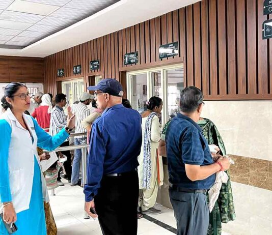 Civil Hospital Sirsa: स्वच्छता, इंफेक्शन कंट्रोल व तकनीकी सुधारों पर तैयारी में जुटा नागरिक अस्पताल प्रबंधन Sirsa News