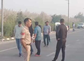 Delhi Encounter: दिल्ली में पुलिस-अपराधियों के बीच बड़ी मुठभेड़, बिहार के चार वॉन्टेड अपराधी ढेर Delhi Encounter