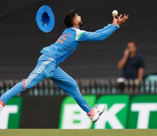 IND vs AUS: भारत को करारा झटका! बीच मैच में चोटिल हुए श्रेयस अय्यर, छोड़ना पड़ा मैदान IND vs AUS