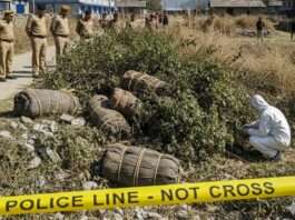 उत्तराखंड में स्कूल के पास 161 जिलेटिन की छड़ें बरामद, आतंकी कनेक्शन? Uttarakhand News