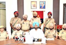 पाकिस्तान-समर्थित दो ड्रग मॉड्यूल का भंडाफोड़, 2.8 किलोग्राम आईसीई सहित दो गिरफ्तार Amritsar News