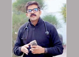 बाल जीवन बड़ा अनमोल प्रदूषण में रखे इनका विशेष ध्यान – डॉ अभिनव तोमर Baraut News