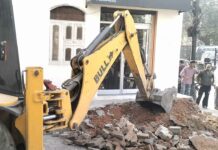 नगर परिषद ने चलाया पीला पंजा, मोहल्लावासियों ने जताया कड़ा विरोध Dabwali News