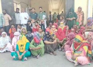 Rajasthan Workers Protest: सफाई निरीक्षक पर मनमानी का आरोप, सफाई कर्मचारियों ने किया प्रदर्शन Hanumangarh News