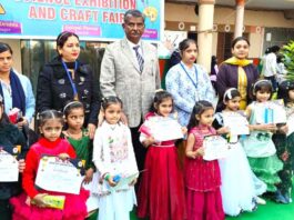 सेंट आरसी स्कूल में विज्ञान, क्राफ्ट प्रदर्शनी तथा फैंसी ड्रेस शो का आयोजन Kairana News