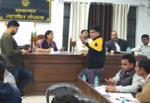 एसडीएम ने अपनी उपस्थिति में कराया एसआईआर फॉर्म फीडिंग का कार्य Kairana News