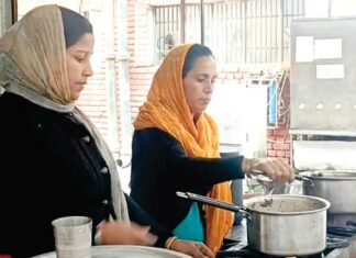 Kaithal: घर की चार दीवारी से बाहर निकलकर आत्मनिर्भरता की दिशा में मजबूत कदम बढ़ा रही महिलाएं Kaithal News