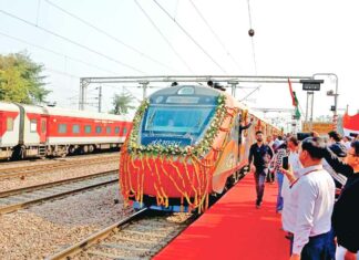 Vande Bharat Train: हरियाणा के तीन स्टेशनों पर हुआ वंदे भारत ट्रेन का ठहराव Kurukshetra News
