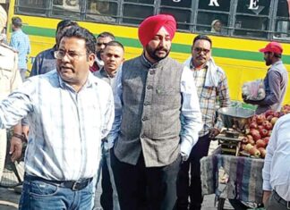 एसडीएम काहलों ने सफाई व ट्रैफिक व्यवस्था का किया औचक निरीक्षण Malout News