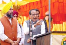 केंद्रीय कृषि मंत्री ने किया पंजाब के रणसिंह कलां गांव का दौरा Moga News