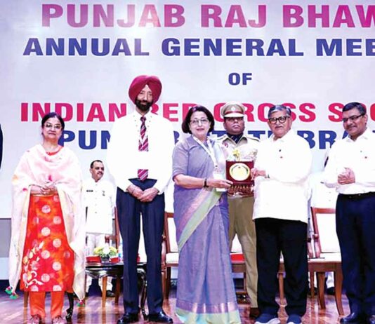 सरकारी महिंद्रा कॉलेज को युवा रेडक्रॉस फंड में तीसरे स्थान का पुरस्कार Patiala News