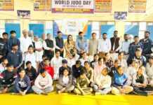 गाँव भेरियो में सांसद खेल महोत्सव: जूडो प्रतियोगिता में चमकी युवा प्रतिभा, मुख्य अतिथि गीता शर्मा ने बढ़ाया खिलाड़ियों का उत्साह Pehowa News