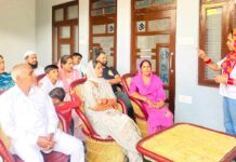 पढ़ो लिखो बढ़ो चैरिटेबल ट्रस्ट द्वारा उत्तराखंड दिवस के अवसर पर ग्राम मांडेवाला में भव्य जागरूकता एवं सांस्कृतिक कार्यक्रम आयोजित Pratap Nagar News