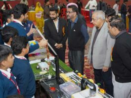 शाह सतनाम जी बॉयज स्कूल में अभिभावक-अध्यापक बैठक व मेगा एग्जीबिशन का भव्य आयोजन Sirsa News