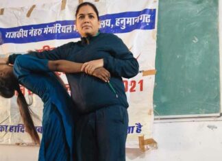 Self-defense techniques: छात्राओं को सिखाए आत्मरक्षा के व्यवहारिक गुर Hanumangarh News