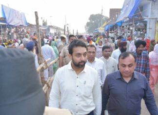 आयुक्त अम्बाला मंडल संजीव वर्मा ने मेला कपाल मोचन से जुड़े अधिकारियों के साथ निरीक्षण किया Vyaspur